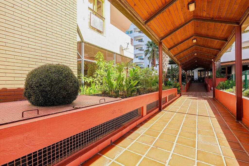 T2 With Pool, 300M From The Beach Portimão Exterior foto