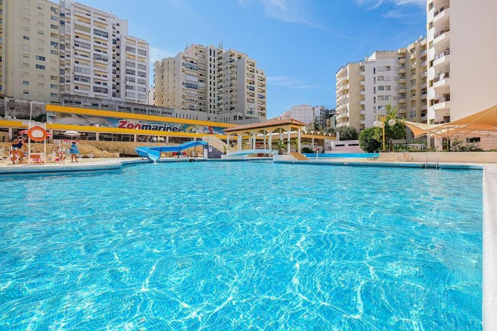 T2 With Pool, 300M From The Beach Portimão Exterior foto